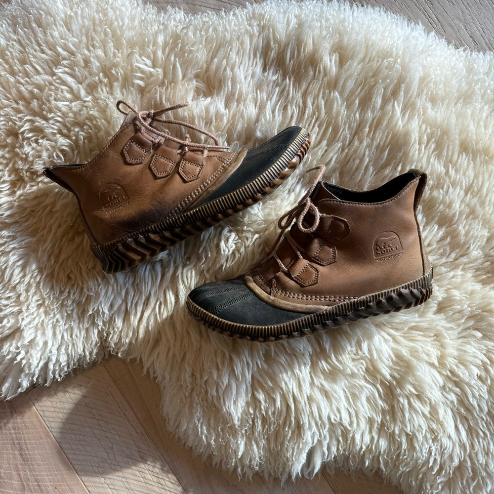 SOREL OUT N ABOUT WATERPROOF LEATHER BOOTS - Picture 5 of 7